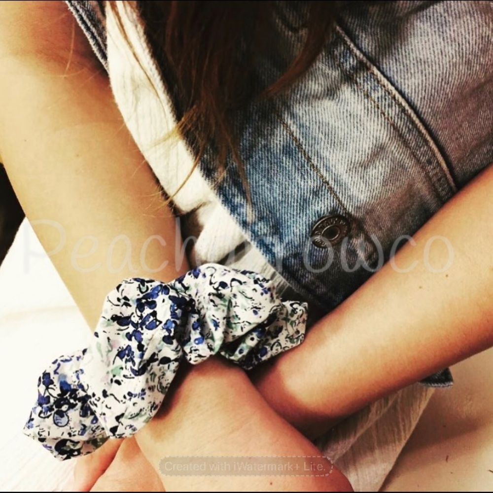 the FINLEY style handmade hair scrunchie